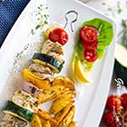 Fisch-Souvlaki vom Grill