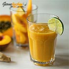Pfirsich-Papaya-Smoothie mit Kokoswasser