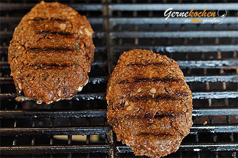 Bifteki vom Grill – Zubereitungsschritt 2.3