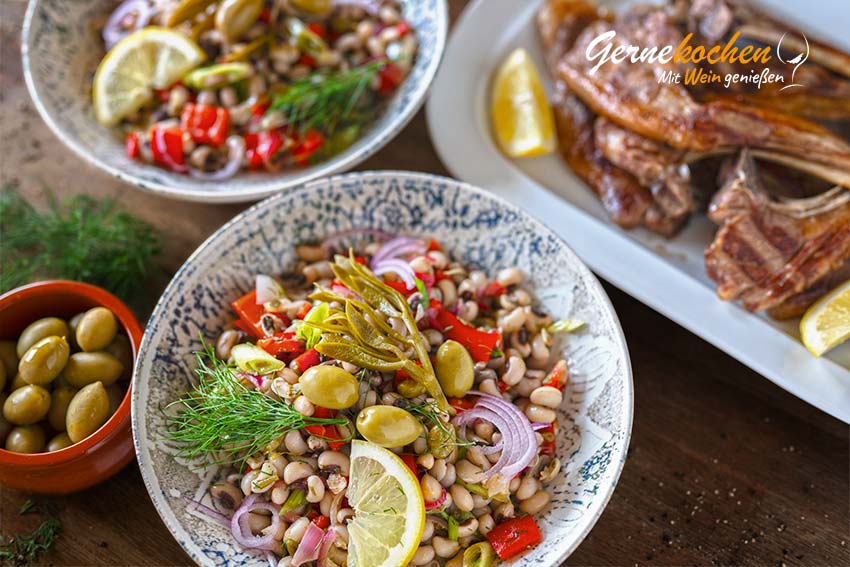 Griechischer Schwarzaugenbohnensalat