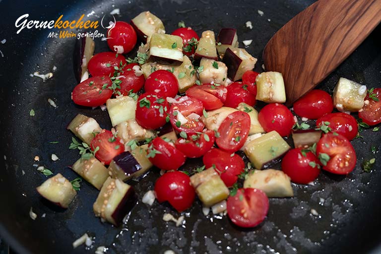 Kretische Pasta mit Mythitra und Stamnagathi – Zubereitungsschritt 3.1