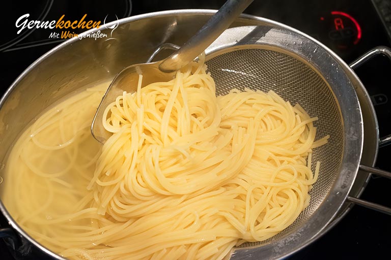 Spaghetti ai frutti di mare speciali – Zubereitungsschritt 5