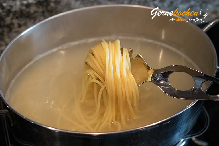 Spaghetti  alla arrabiata - Zubereitungsschritt 4