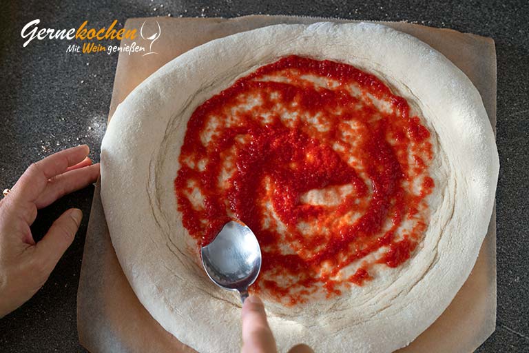 Pizza Funghi – Zubereitungsschritt 3