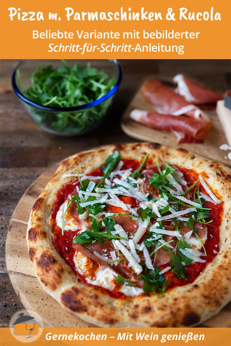 Pizza mit Parmaschinken, Rucola und Parmesan