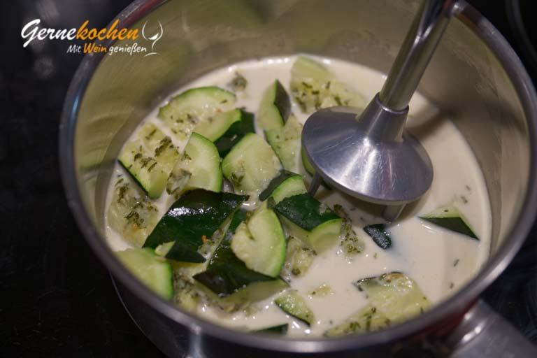 Pizza Zucchini – Zubereitungsschritt 2