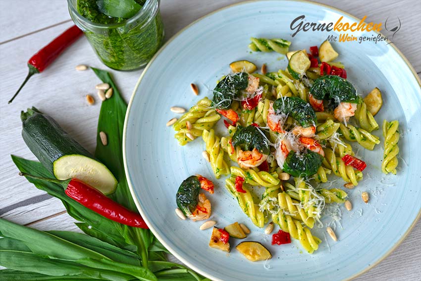 Fusilloni mit Grarnelen im Bärlauchmantel – Zubereitungsschritt 6