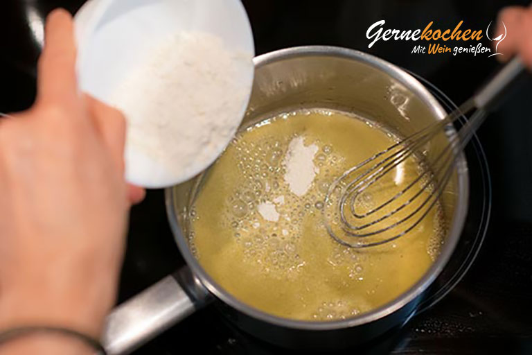 Kalbsschnitzel mit Pfifferling-Rahmsauce – Zubereitungsschritt 2.1