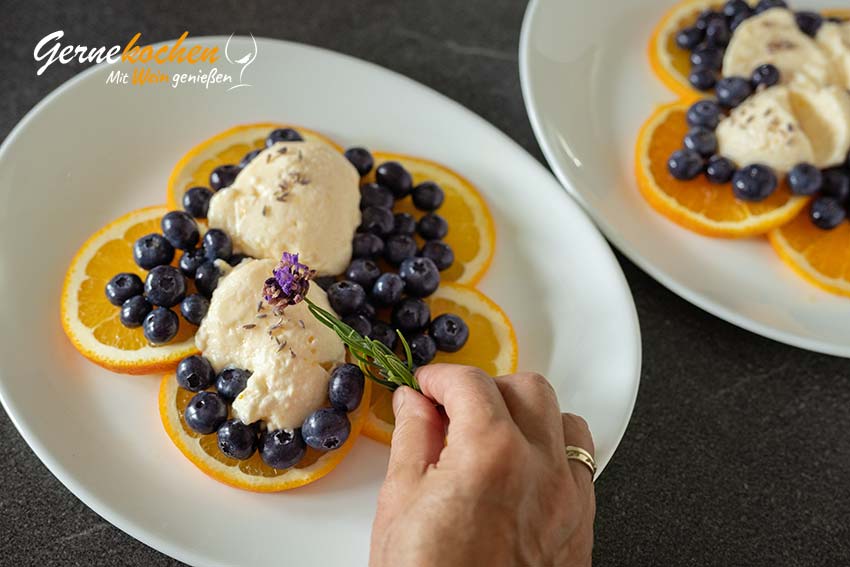 Kefir-Orangen-Creme mit Heidelbeeren – Zubereitungsschritt 7