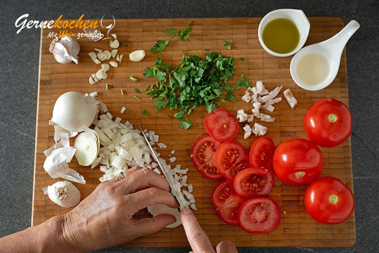 Pfifferling-Tomaten-Salat – Zubereitungsschritt 1
