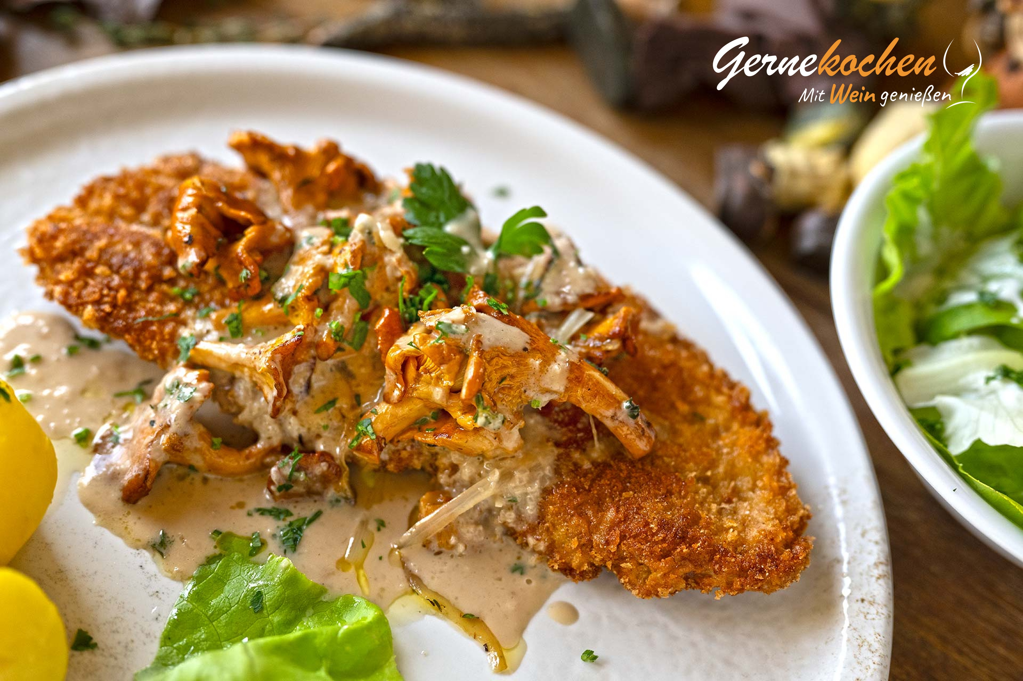 Kalbsschnitzel mit Pfifferling-Rahmsauce