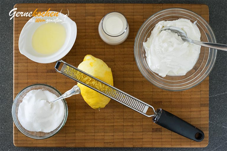 Griechisches Zitronen-Joghurt-Eis – Zubereitungsschritt 1