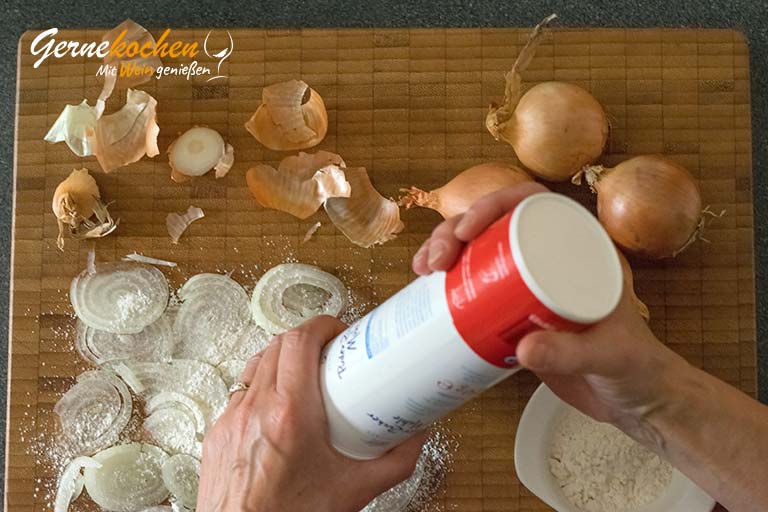 Zwiebelsuppe nach französischer Art – Zubereitungsschritt 1