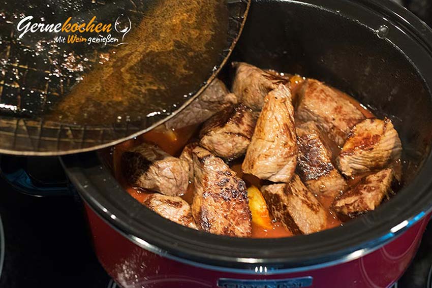 Boeuf Bourguignon im Slow Cooker garen