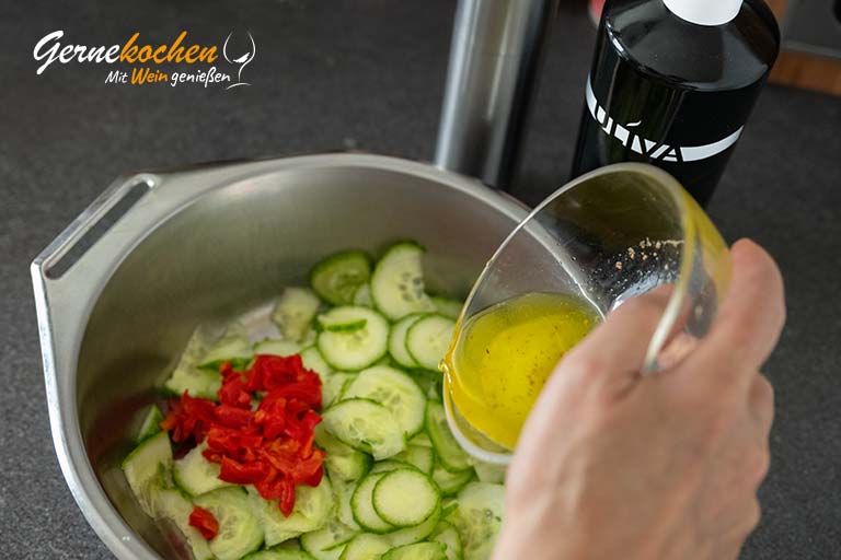 Zigeunerschnitzel – klassisches Schnitzel mit Paprikasauce – Zubereitungsschritt 6.2