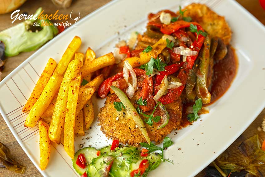 Zigeunerschnitzel – klassisches Schnit­zel mit Pap­rika­sauce – Zubereitungsschritt 8
